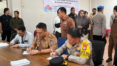 Pj Bupati Bone dan Kapolres Ikut Berpartisipasi Dalam Giat Donor Darah di HUT Bank Sulselbar ke-64