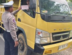 Polantas Beri Teguran Pelanggar Aturan Lalin di Hari ke-14 Operasi Keselamatan di Bone