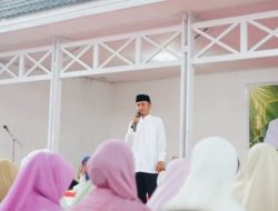 Bupati Bone Minta Nakes Beri Pelayanan Terbaik, Jangan Main TikTok di Jam Kerja.