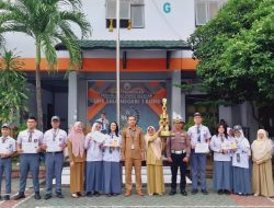 Satlantas Polres Bone Gelar Police Goes To School, Edukasi Pelajar Tertib Berlalu Lintas