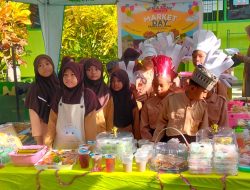 Murid MIN 8 Bone Antusias Ikuti Market Day, Orang Tua Beri Apresiasi Positif