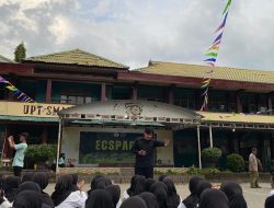 Inovator Sidrap Warnai English Camp “EC SPARK” dengan Pembelajaran Kontekstual