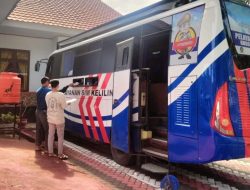 Dekatkan Pelayanan, Satlantas Polres Bone Hadirkan SIM Keliling di Lamuru