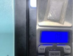 Satresnarkoba Bone Amankan Empat Orang, Barang Bukti Ternyata Garam Biasa